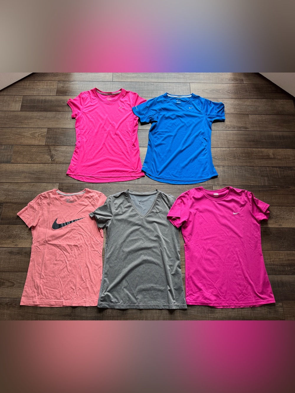 Nike women’s medium short sleeve shirt lot of 5